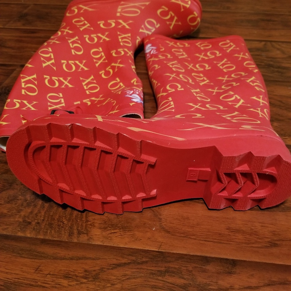 Chi Omega Rain Boots - Picture 5 of 6